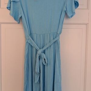 Elegant Sky Blue Midi Dress